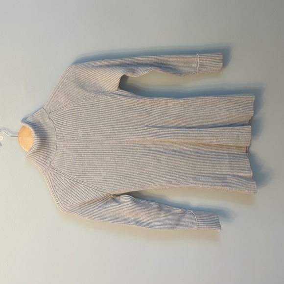 WHBM | Long Sleeve Turtleneck Pointelle Tunic Cashmere Blend - Picture 4 of 10